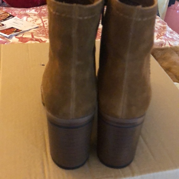 Steve Madden Saniya Booties Sz. 9 1/2M EUC - Picture 6 of 7